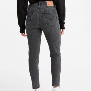 RAW HEM Levi’s wedgie skinny ankle cut jeans